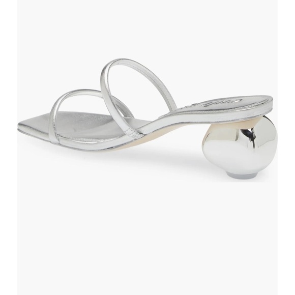 NWOT Cult Gaia Lenora Silver Sandals - Picture 2 of 13
